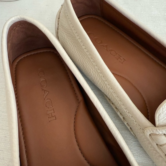 New Coach Ivory Leather Flexible Loafers - Picture 11 of 13